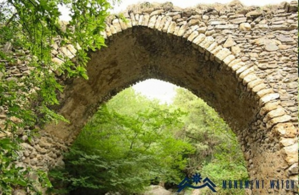 Азербайджан продолжает стирать армянский след в Карабахе: разрушен мост Халивор в Гадруте